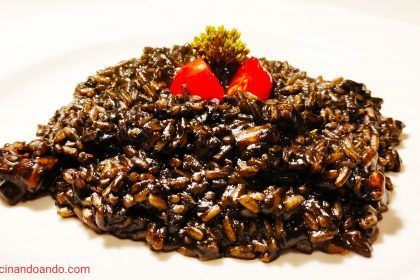 Risotto al Tinte negro de Sepia chef a domicilio en costa del sol cucinandoando.com